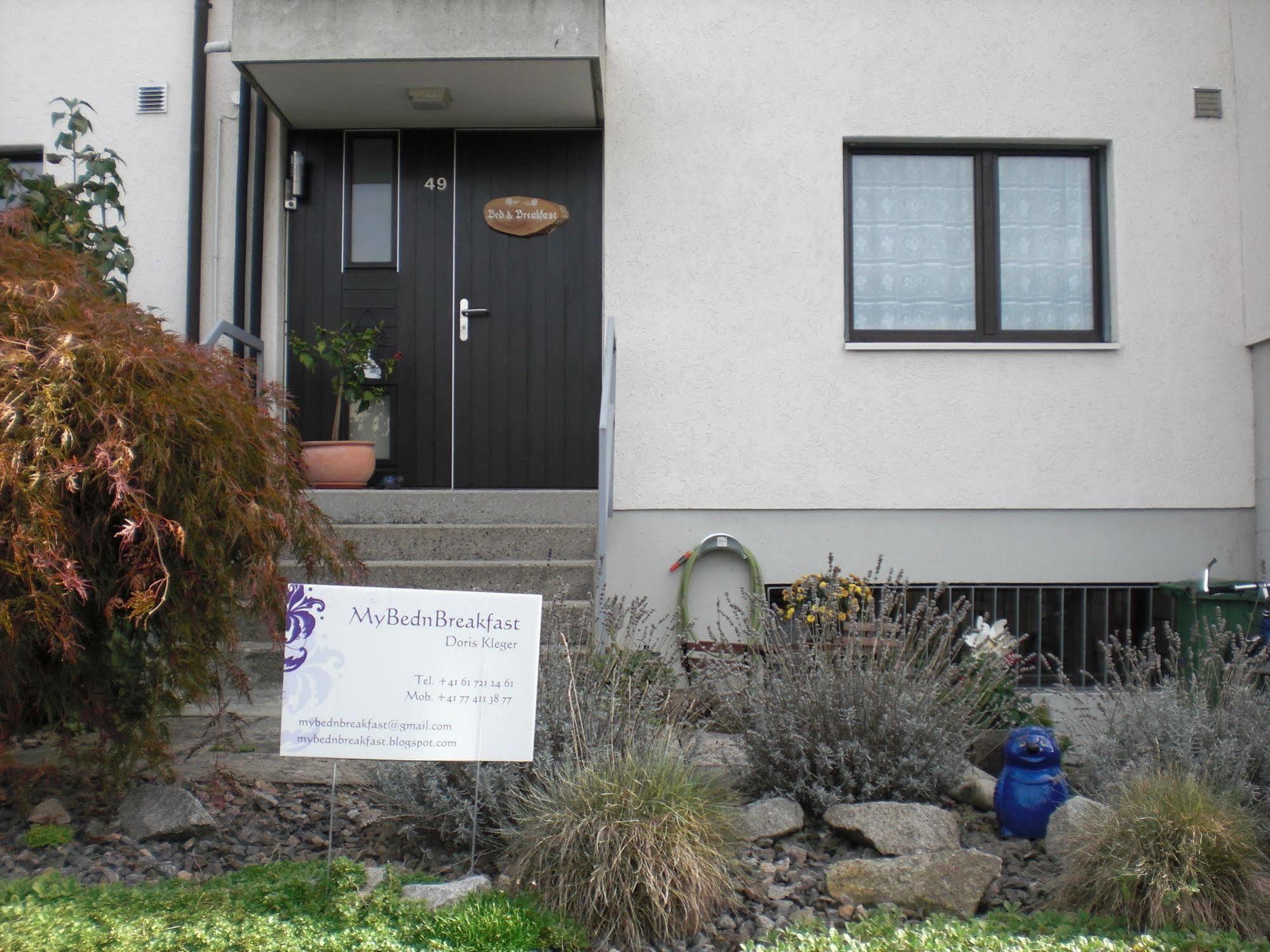 Mybednbreakfast In Bottmingen Bed & Breakfast Luaran gambar