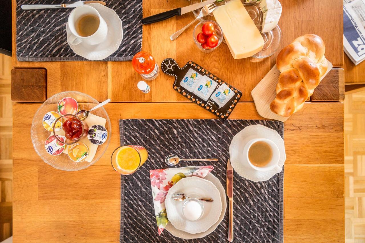 Mybednbreakfast In Bottmingen Bed & Breakfast Luaran gambar